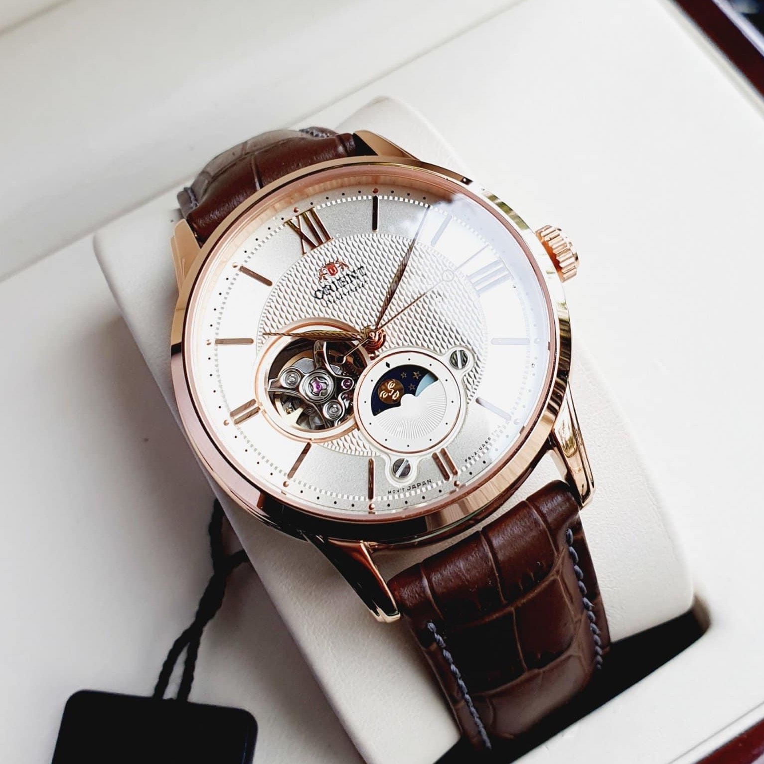 Hé lộ các tiêu chí đánh giá đồng hồ Orient chính hãng